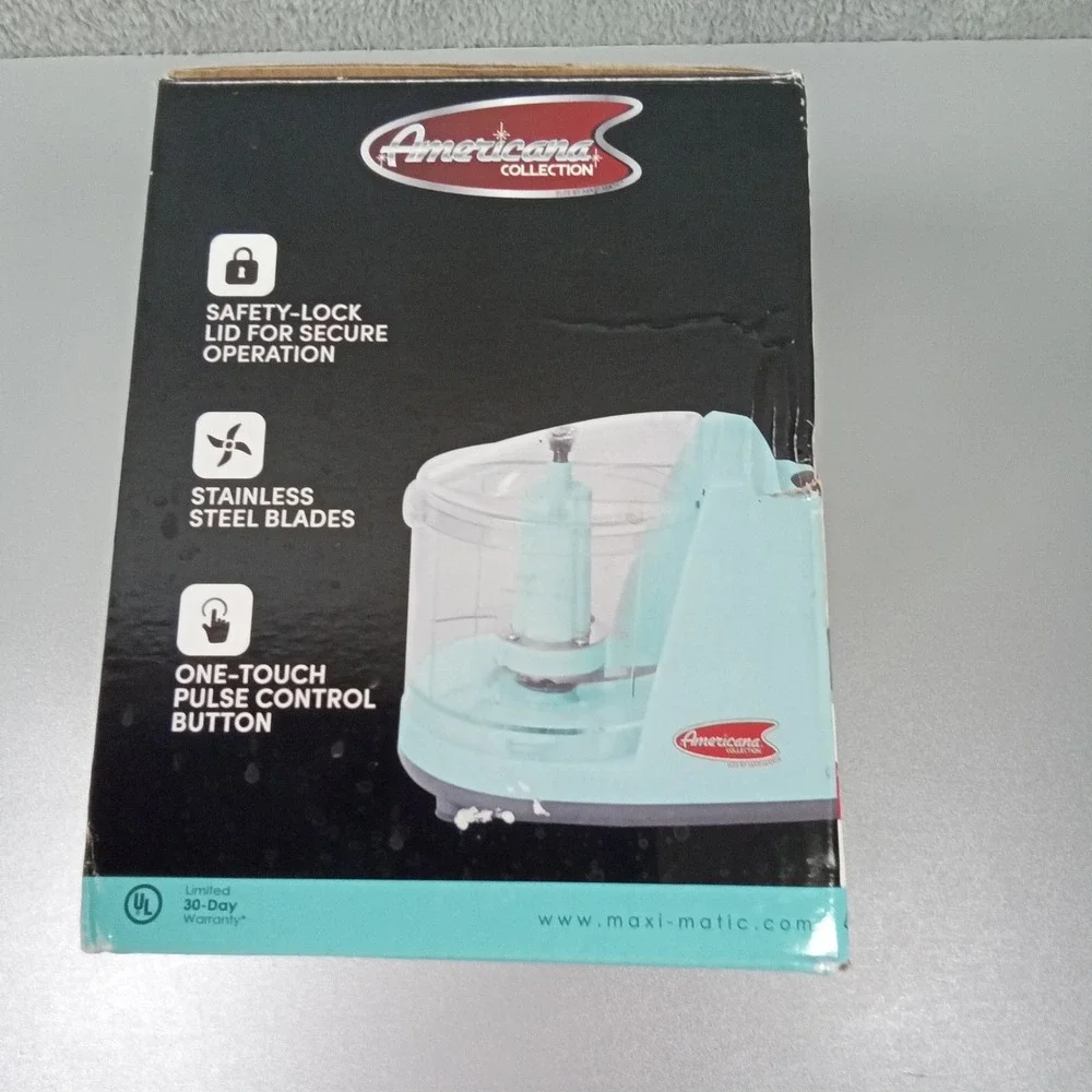 Americana Collection 1.5 Cup Mini Food Chopper Mint Blue EMC-001BL Elite Gourmet